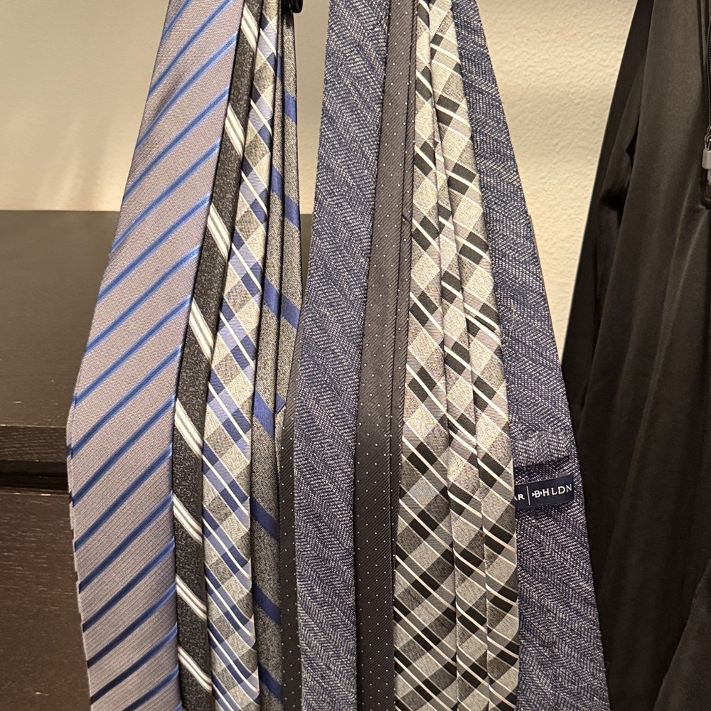 Men's Blue and Gray Tie Set